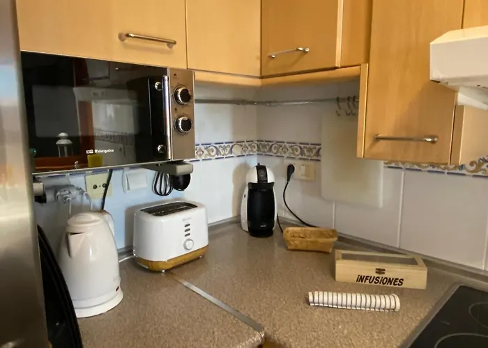 Albaida * إِستيبونا